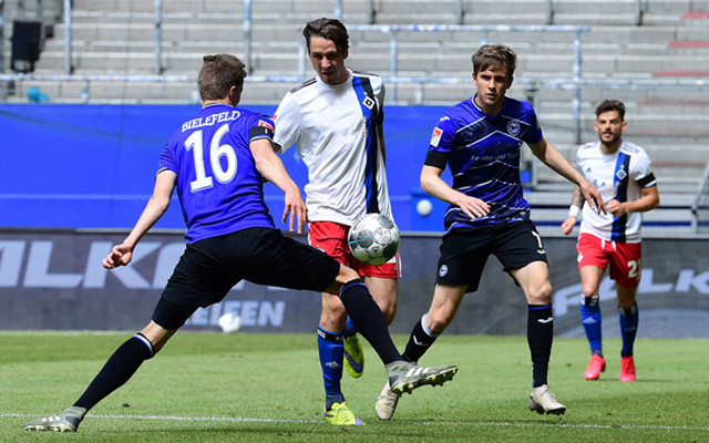 狂胜一役后，斯图加特士气高昂，欲再创佳绩的简单介绍